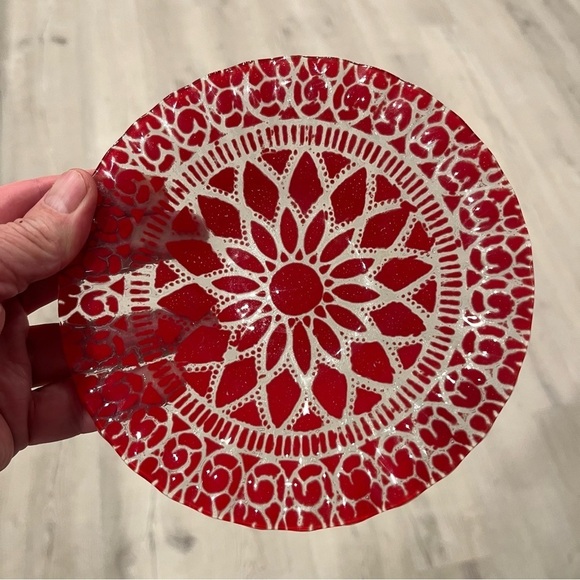 Sydenstricker Red Fused Glass 6” Trinket Dish - Picture 8 of 10